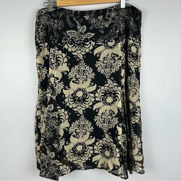 Mac & Jac Silk Floral Embellished Knee High Skirt Size 14 Black Tan - Picture 6 of 10